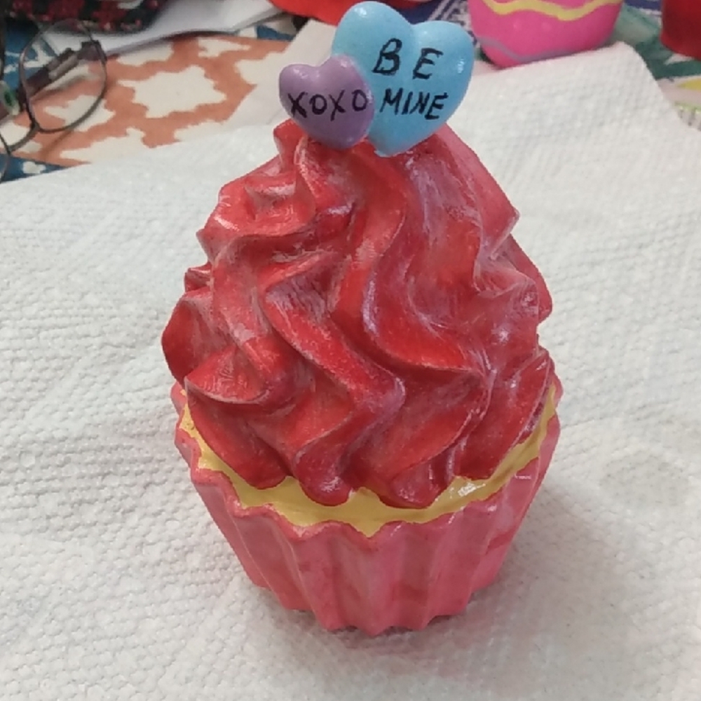 *CLEARANCE* 2025 Hand-Painted by Raven1809 Red Cupcake Plaster Figurine
